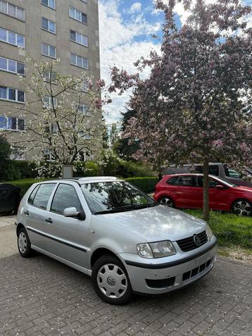Polo 1.4 essence, Autos, Argent ou Gris, Achat, Boîte manuelle, 5 places