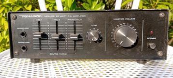 Realistic PA-versterker, 20 Watt, 220 en 12 Volt. beschikbaar voor biedingen
