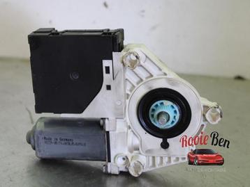 Moteur de vitre portière d'un Volkswagen Golf, Enlèvement ou Envoi, 3 mois de garantie, Utilisé, Volkswagen