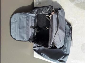 Car Seat Flamingo voor klein hondje beschikbaar voor biedingen