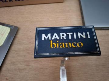 Martini bianco dispenser met doseur beschikbaar voor biedingen