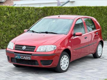 Fiat Punto 1.2i ** 065.000 km ** Automaat ** Airco ** beschikbaar voor biedingen