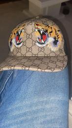 Gucci Tigers Print GG Supreme Baseball Hat, Vêtements | Hommes, Chapeaux & Casquettes, Gucci, Casquette, Enlèvement ou Envoi, 57 cm (M, 7⅛ pouces) ou moins