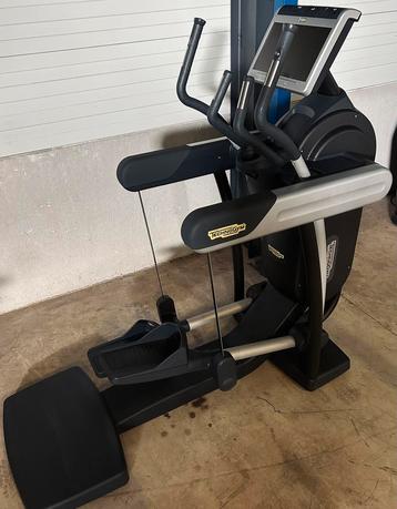 Technogym Vario Excite+ 700 Unity BLACK Crosstrainer / Step beschikbaar voor biedingen