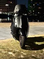 Vespa Sprint Nero Notte  – A-Klasse - Full option!, Fietsen en Brommers, Ophalen, Gebruikt, Benzine, 50 cc