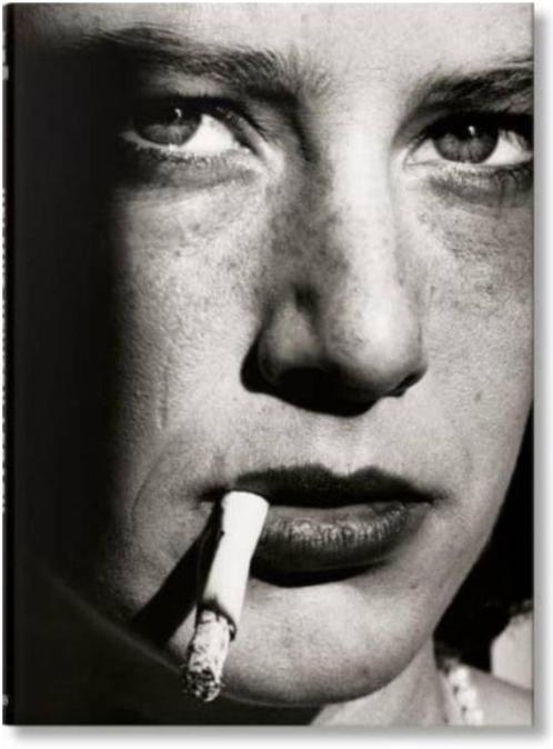 Helmut Newton. Legacy, Boeken, Kunst en Cultuur | Fotografie en Design, Nieuw, Fotografie algemeen, Ophalen of Verzenden