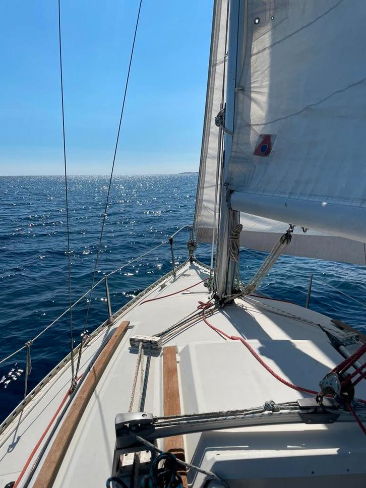 Voilier avec place de port en Corse - Taverna, Watersport en Boten, Kajuitzeilboten en Zeiljachten, Gebruikt, Tourjacht of Cruiser