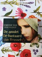 De amulet/De bastaard van Brussel (dwarsligger 297), Ophalen of Verzenden, Zo goed als nieuw, Simone van der Vlugt