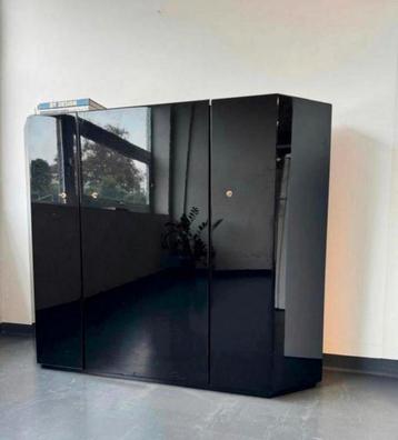 Bramante kast gavina x cassina vitra beschikbaar voor biedingen