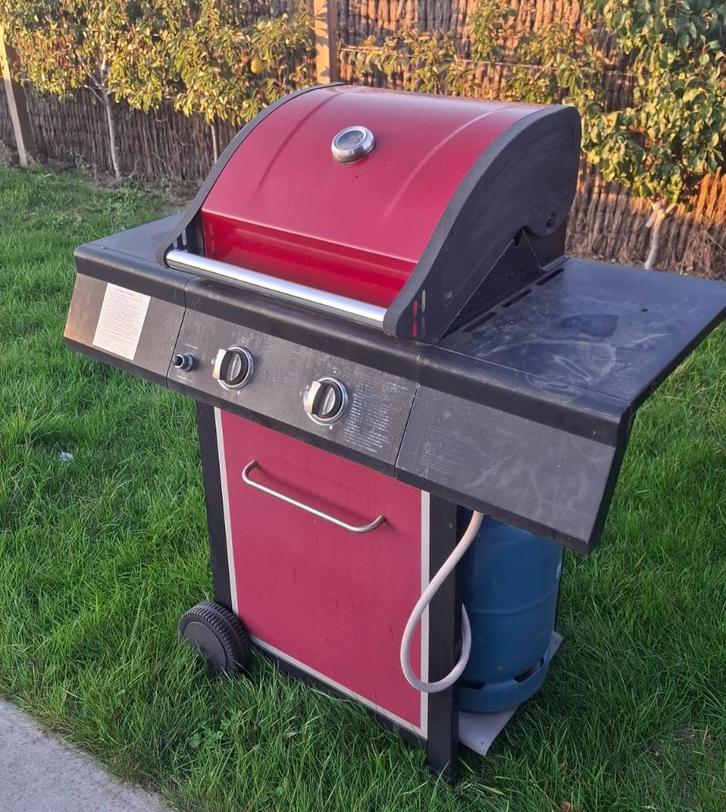 Gas Bbq met hoes., Tuin en Terras, Barbecue-accessoires, Gebruikt, Ophalen