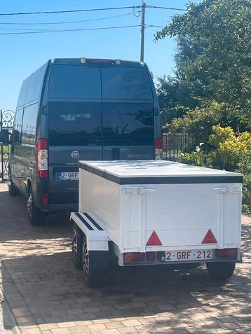 Te koop Alu. 2 asser gesloten aanhangwagen  beschikbaar voor biedingen