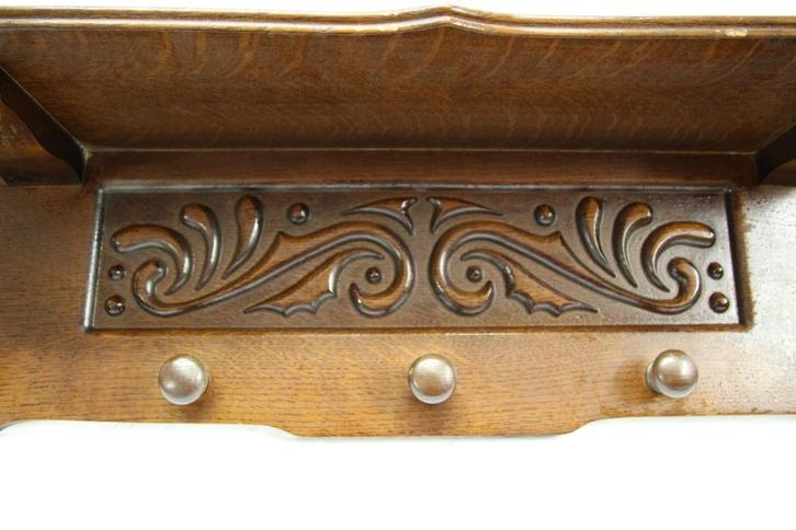 Gesculpteerde eikenhuten wandkapstok, Huis en Inrichting, Woonaccessoires | Kapstokken, Zo goed als nieuw, Wandkapstok, Minder dan 100 cm