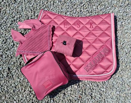 Setje sweet pink Eskadron, Dieren en Toebehoren, Paarden en Pony's | Dekens en Dekjes, Zo goed als nieuw, Dekje, Ophalen of Verzenden
