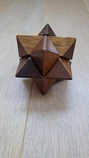 IQ puzzel beschikbaar voor biedingen