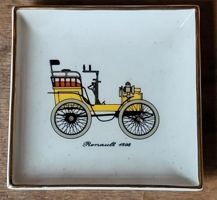 Renault vintage asbak, Verzamelen, Automerken, Motoren en Formule 1, Zo goed als nieuw, Ophalen of Verzenden