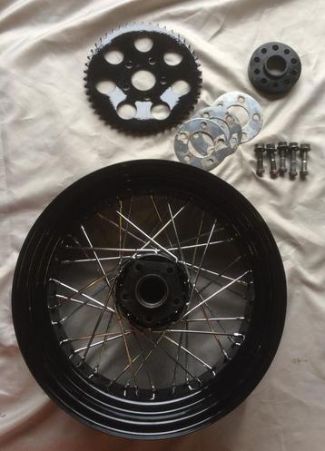 Harley 15" x 5,5" velg met tandwiel, spacer, bouten & shims, beschikbaar voor biedingen
