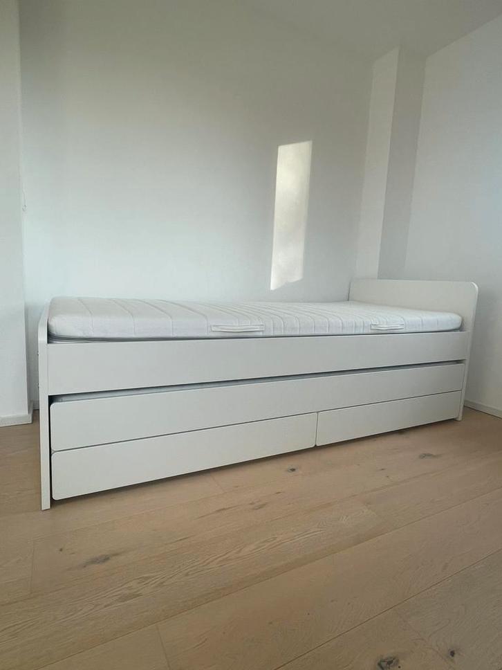 structure lit avec lit tiroir + rangt + 2 matelas IKEA SLÄKT, Maison & Meubles, Chambre à coucher | Lits, Comme neuf, 90 cm, 200 cm