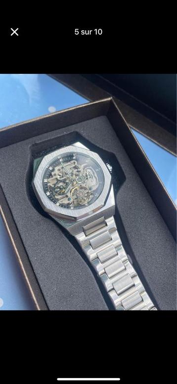 ****Nieuw herenhorloge**** beschikbaar voor biedingen