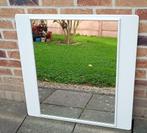 Miroir en bois blanc, Enlèvement, Utilisé