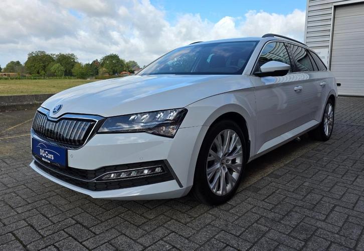 Skoda SuperB iV - 1.4 Benzine PlugInHybrid - Automaat, Auto's, Skoda, Bedrijf, Te koop, Superb, ABS, Achteruitrijcamera, Airbags