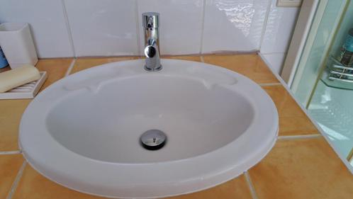 2 vasques Sdb encastrables acryliques avec mitigeurs et bond, Doe-het-zelf en Bouw, Sanitair, Gebruikt, Wastafel, Chroom, Ophalen