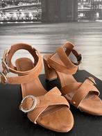 bruine schoenen met hakjes sandalen - IKKS - maat 39, Bruin, Verzenden, Sandalen of Muiltjes, Zo goed als nieuw