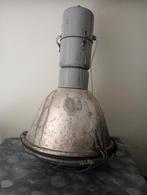 Authentieke Poolse industriële hanglamp, Huis en Inrichting, Glas, Zo goed als nieuw, Industriële, Polen