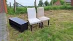 2 stoelen en 1 onderkast - te doneren, Ophalen