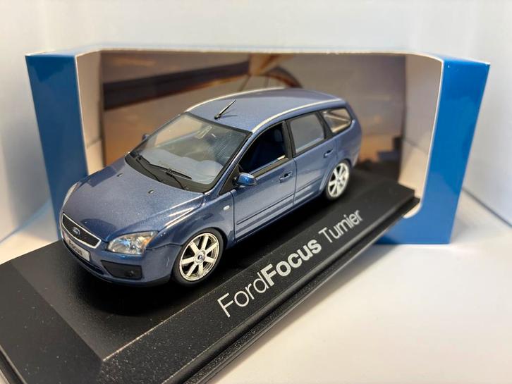 Ford Focus Turnier (Typ C307) 2004 - MiniChamps, Hobby & Loisirs créatifs, Voitures miniatures | 1:43, Neuf, Voiture, MiniChamps