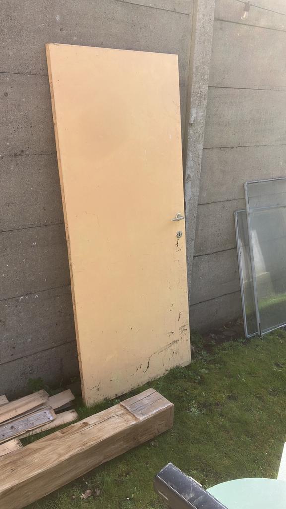 Gratis deur, Enlèvement, Comme neuf