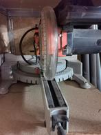 Afkortzaag of verstekzaag, Ophalen