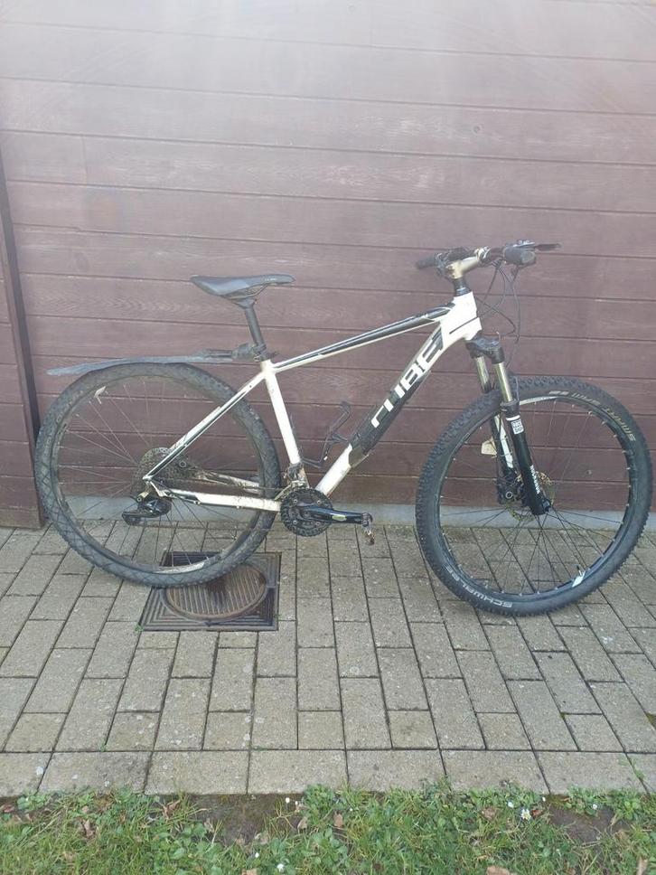 Mtb en damesfiets, Fietsen en Brommers, Fietsen | Mountainbikes en ATB, Ophalen