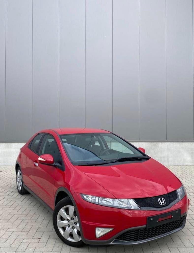 Honda Civic 2011 - 125dKM, Autos, Honda, Rouge, Euro 5, Achat, 135 g/km