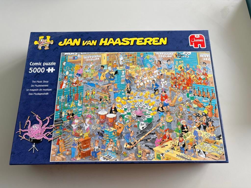 Jan van Haasteren De Muziekwinkel 5000 stukjes, Ophalen of Verzenden, Meer dan 1500 stukjes, Zo goed als nieuw, Legpuzzel