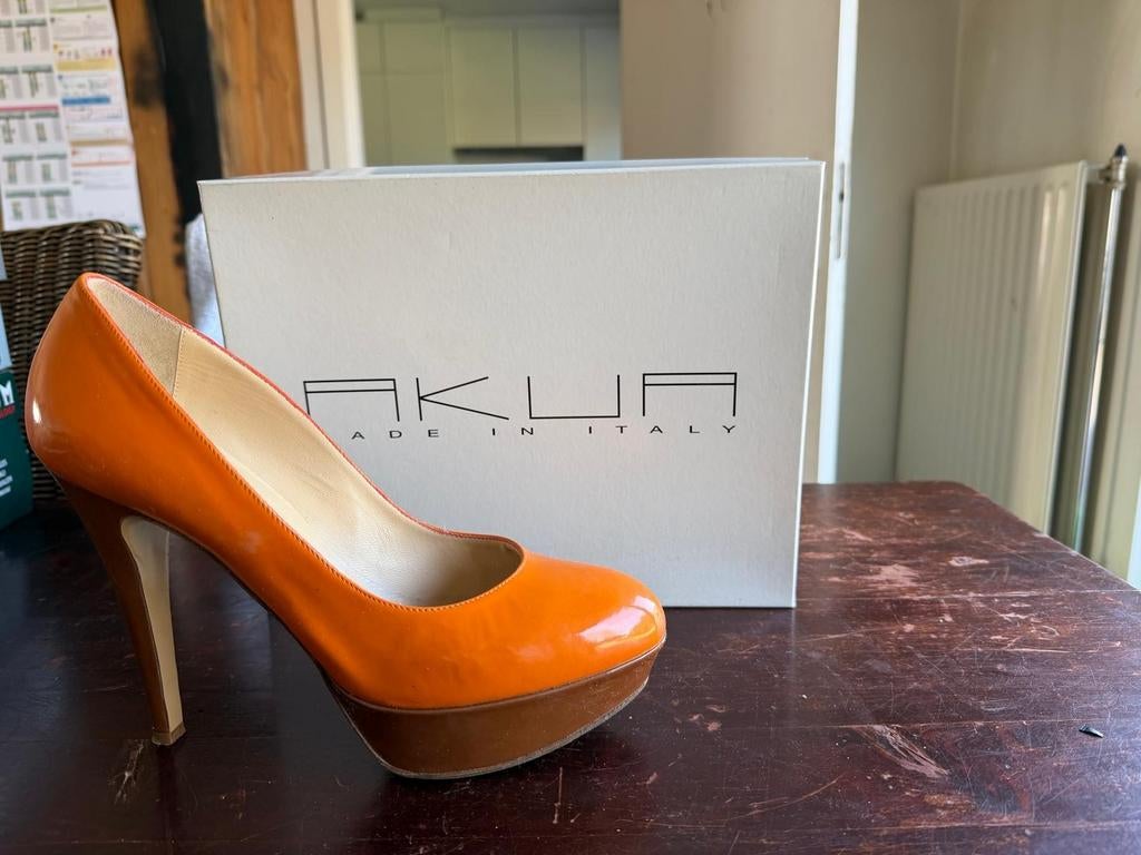 Dames schoen, merk Akua, maat 40, Ophalen