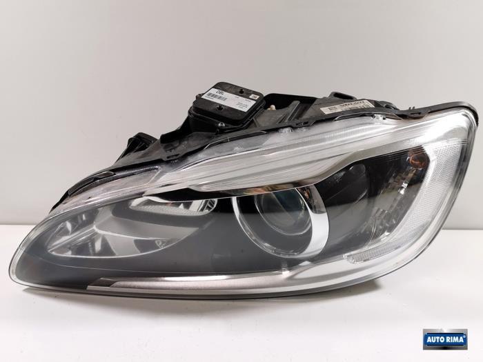 Phare gauche d'un Volvo V60, -, 3 mois de garantie, -, -