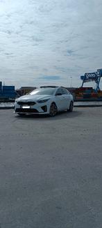 Kia ProCeed GT 1.6 T-GDi VOLLEDIGE OPTIES GARANTIE 2027, Auto's, Automaat, Euro 6, Alcantara, Wit