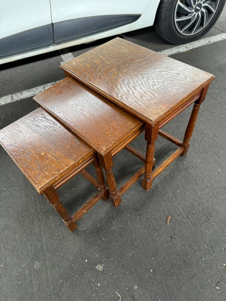 Table en jois gigognes, Antiquités & Art, Enlèvement ou Envoi