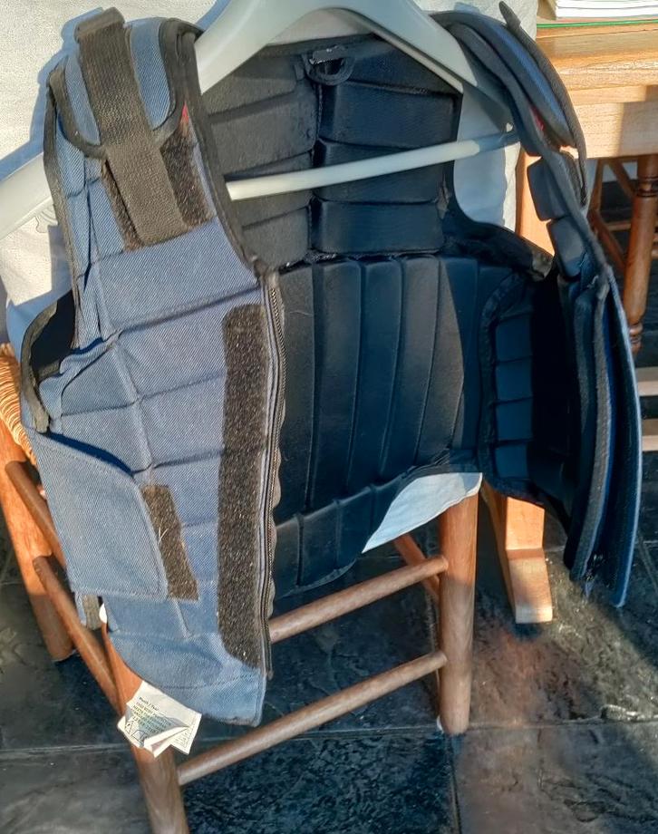 Bodyprotector Active Rider Kids maat L, Dieren en Toebehoren, Paarden en Pony's | Beschermers, Zo goed als nieuw, Rijden, Ophalen