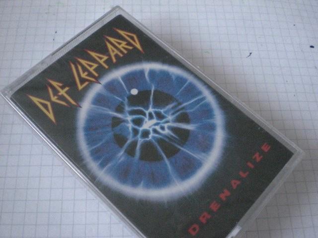 K7AUDIO: Del Leppard. Neuf, CD & DVD, Cassettes audio, Neuf, dans son emballage, Originale, 1 cassette audio, Envoi