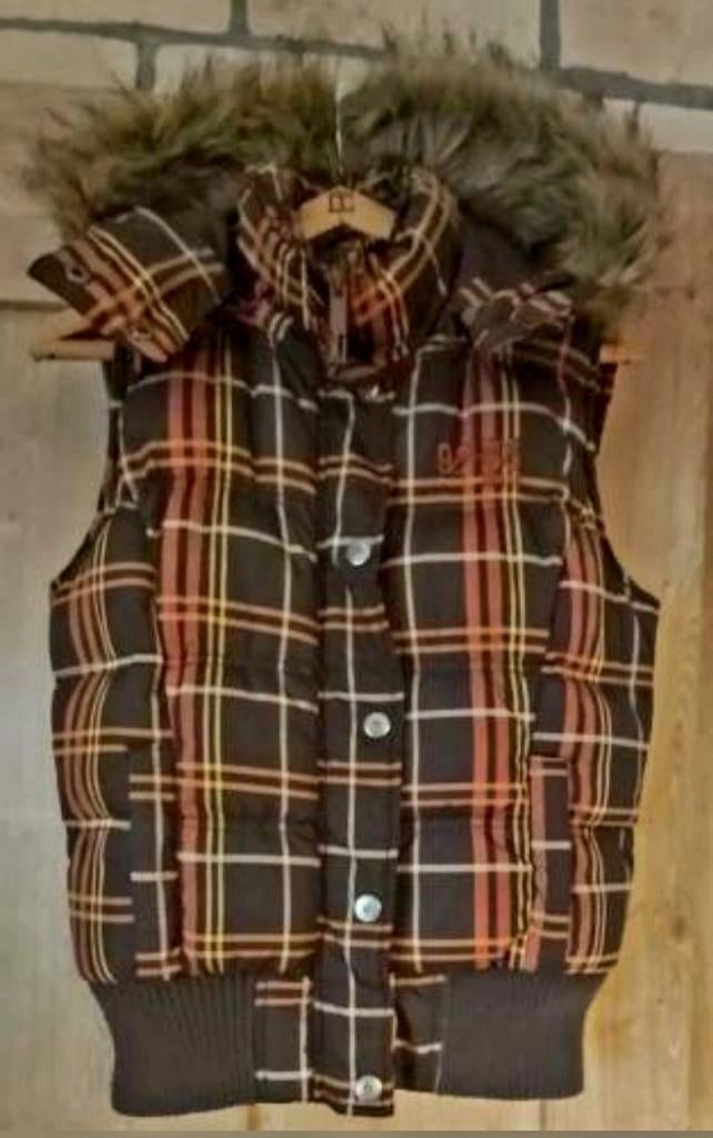 VESTE SANS MANCHES NEUVE, 98-96, Neuf, Autres couleurs