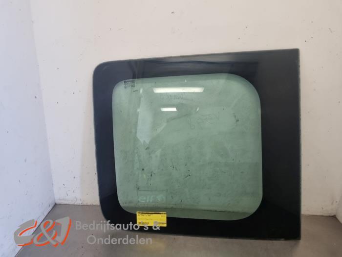 Vitre portière arrière camionnette d'un Opel Vivaro, -, 3 mois de garantie, Utilisé, -
