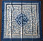 Zijden sjaal 90x90cm, Kleding | Dames, Mutsen, Sjaals en Handschoenen, Ophalen, Zo goed als nieuw, Sjaal