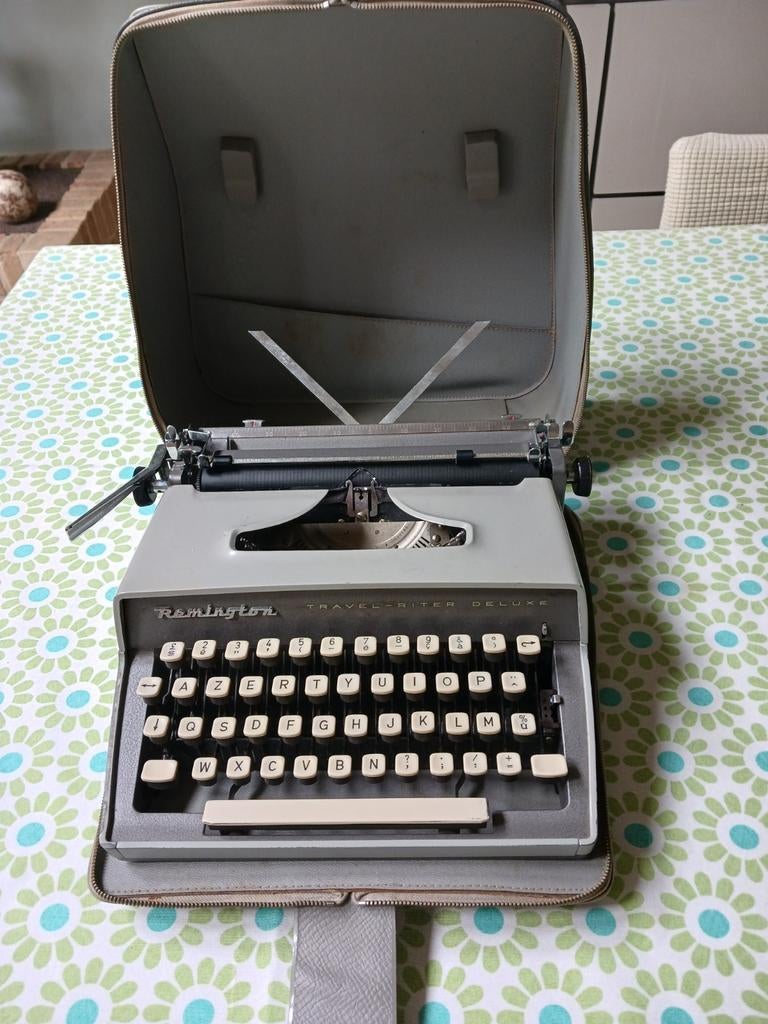 Remington Travel-Riter Deluxe, début des années 1960., Enlèvement ou Envoi