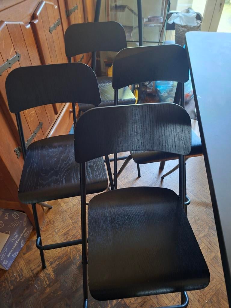 4 krukken (Franklin) IKEA, Ophalen