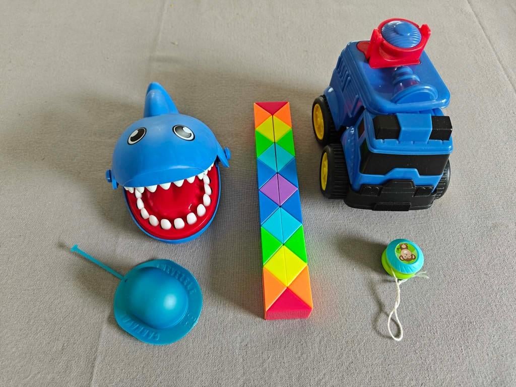 Pakketje los speelgoed, Enlèvement ou Envoi