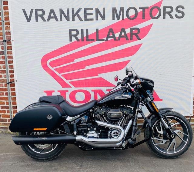 Harley-Davidson Sport Glide, 2 cilinders, Occasion, 1745 cc, Chopper