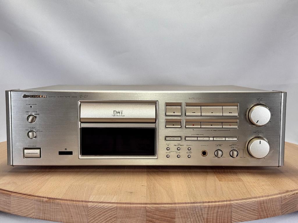 Enregistreur DAT Pioneer D-07, TV, Hi-fi & Vidéo, Enlèvement ou Envoi, Simple, Autres marques, High speed dubbing