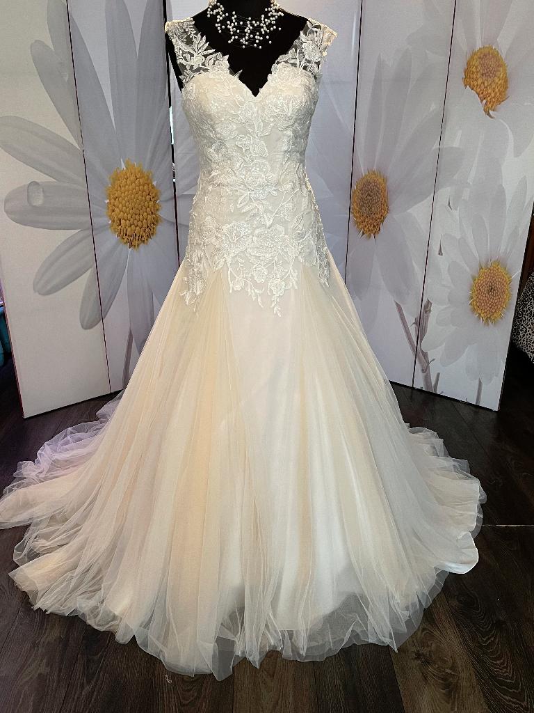 Nouvelle taille 36/38 -38 JULA weg=gone, Neuf, Autres couleurs, Robe de mariée, Lilly