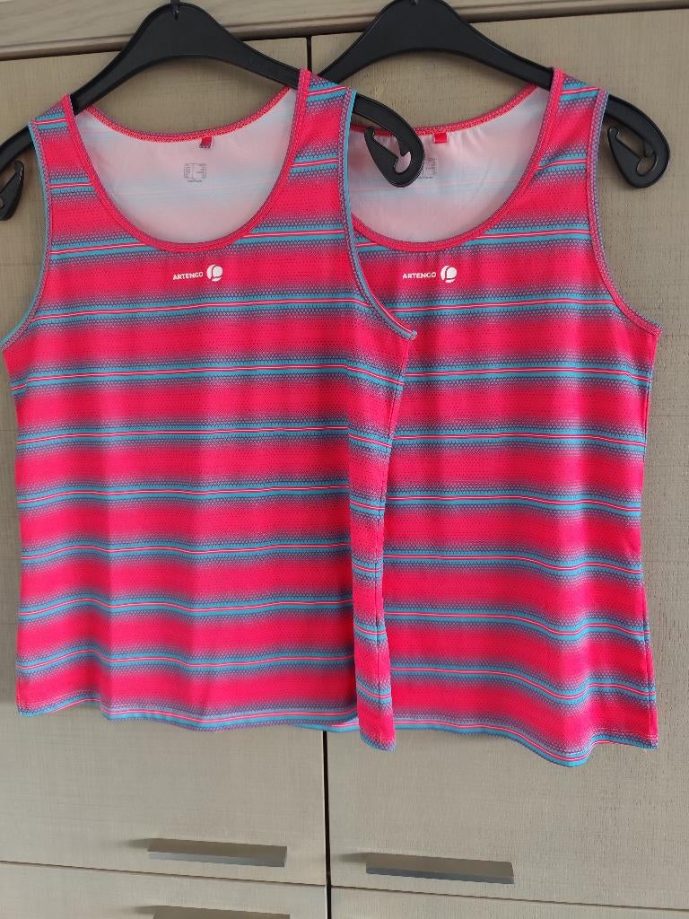 Topjes, maat 42, Kleding | Dames, Sportkleding, Overige kleuren, Ophalen of Verzenden, Zo goed als nieuw, Artengo